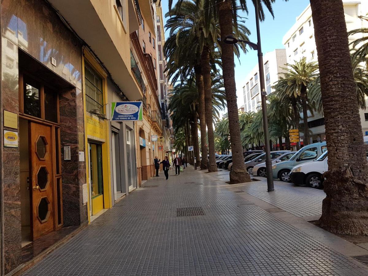 Apartamento Bonito Y Bien Ubicado En El Soho De Malaga. Luaran gambar