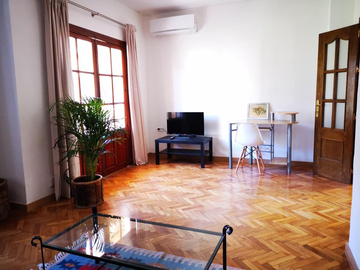 Apartamento Bonito Y Bien Ubicado En El Soho De Malaga. Luaran gambar