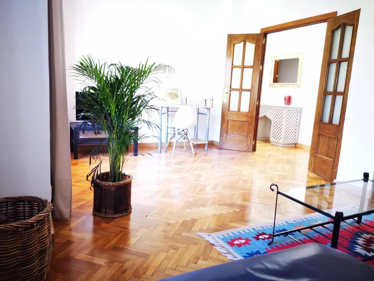 Apartamento Bonito Y Bien Ubicado En El Soho De Malaga. Luaran gambar